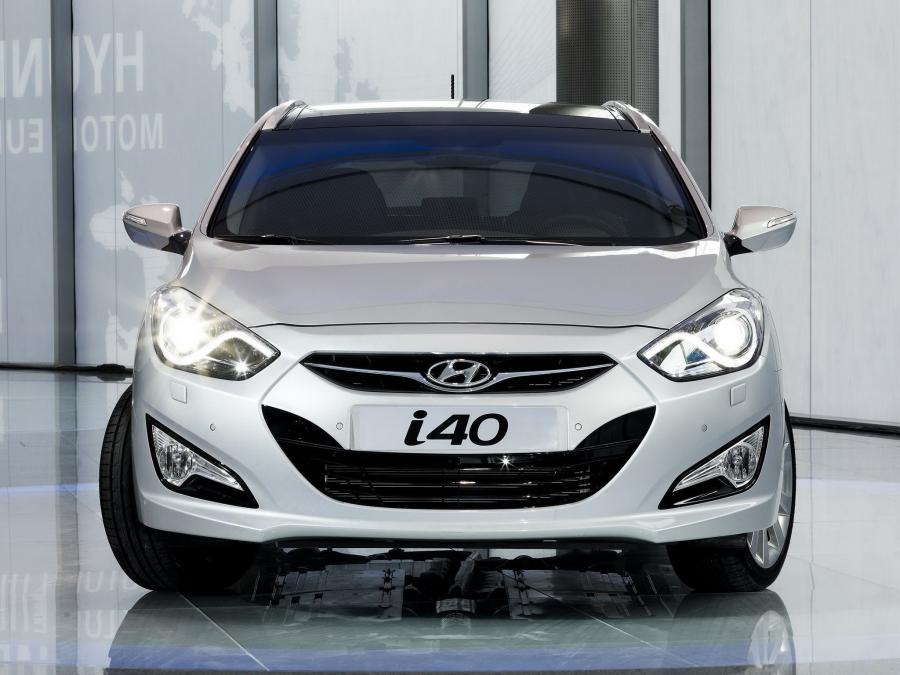  Hyundai i40 Wagon 2011 года  (фото 24 из 30)